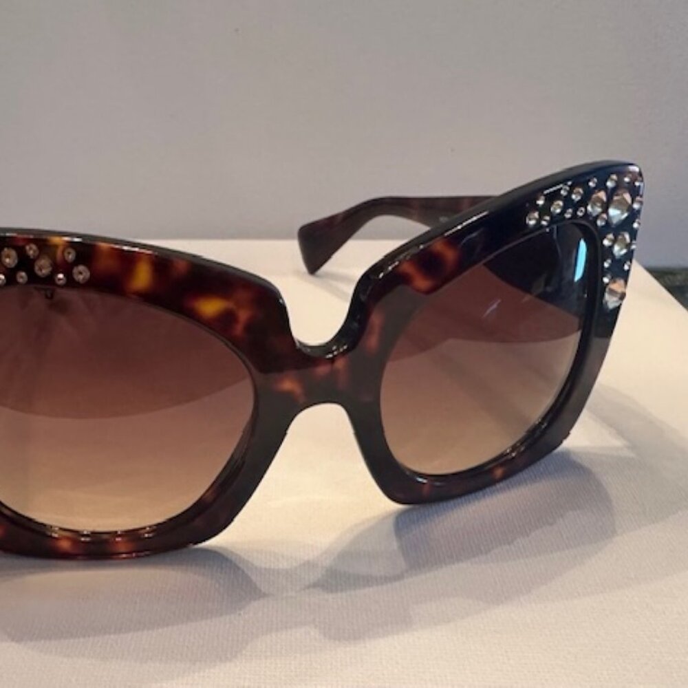 Versace Mod 4308-B Tortoise Shell Sunglasses - image 4
